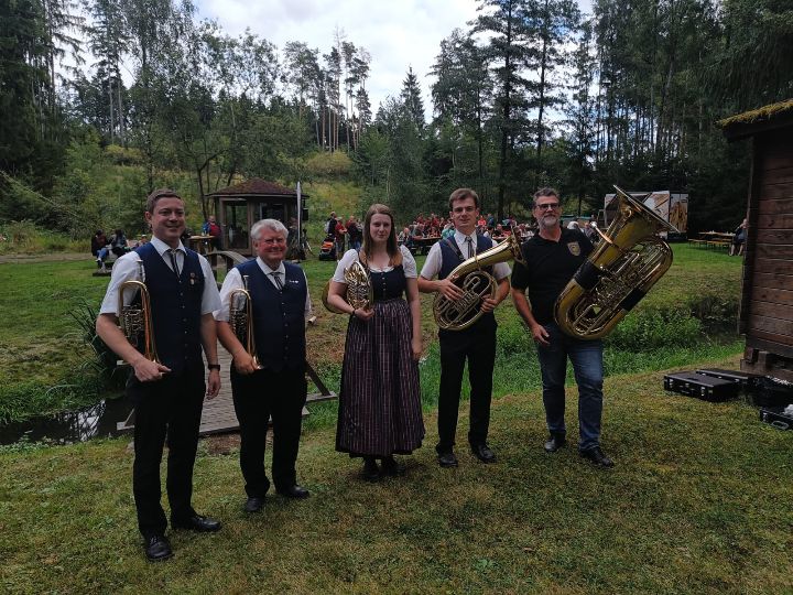  Foto Weisenblasen Echsenbach � Grosshaselbach